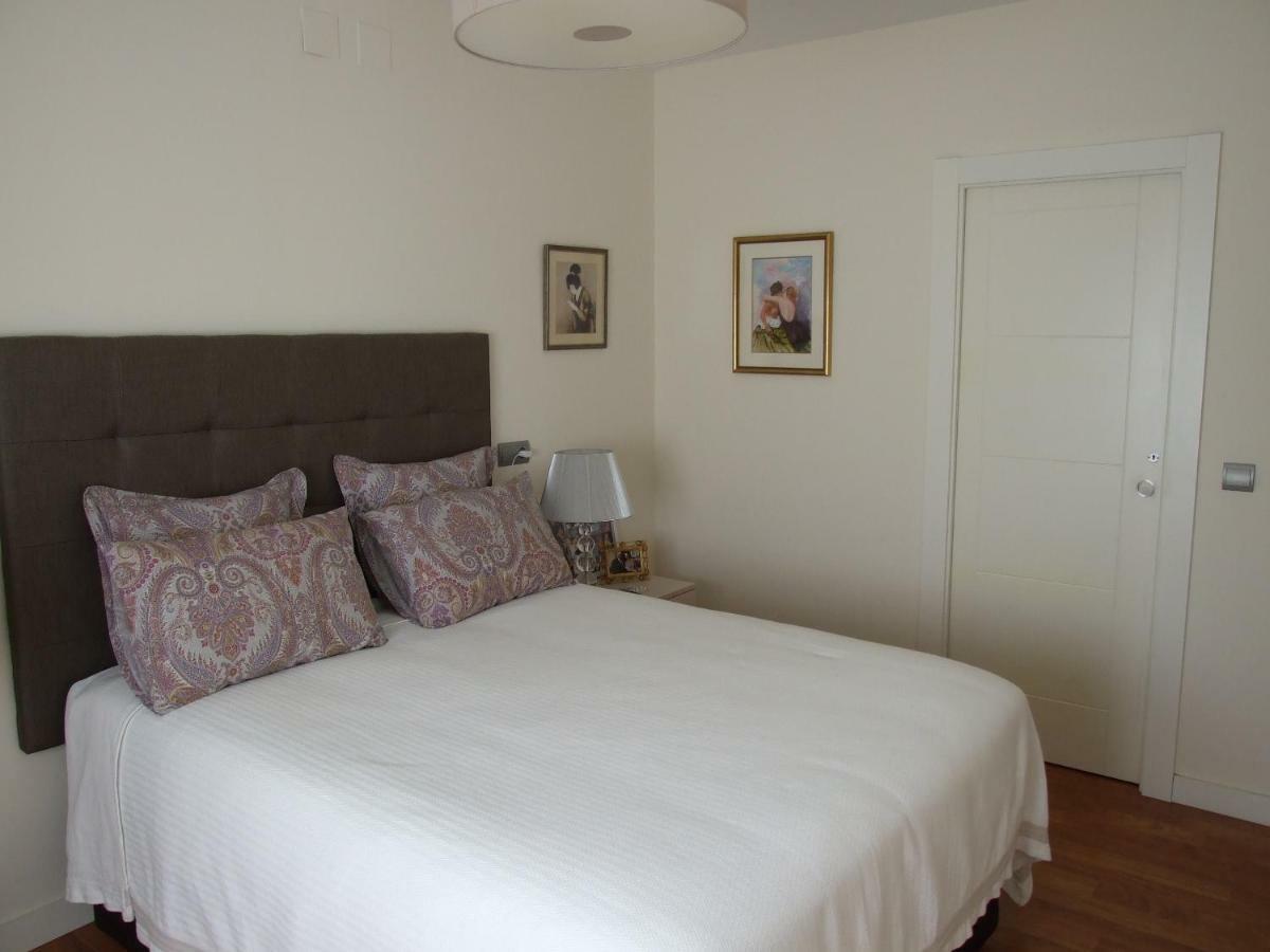 Malagueta Mar Apartment Малага Екстериор снимка